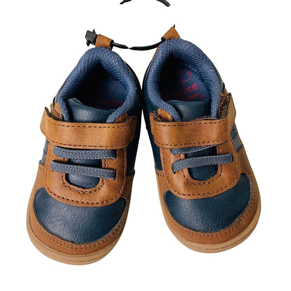 Stride Rite Size 4 Boys Walking Shoes Sneakers NWOT